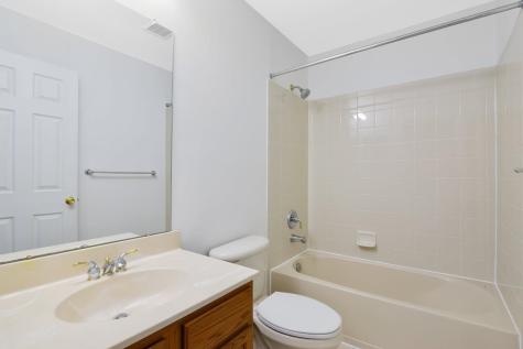 12 Alexander Court Jersey City NJ 07305
