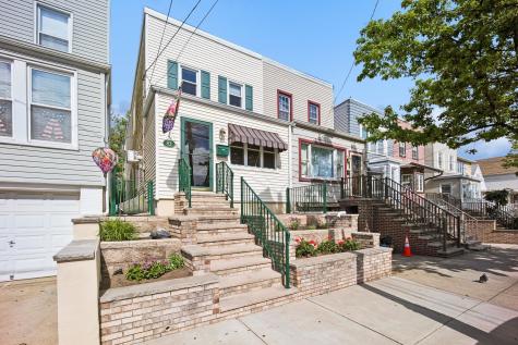 83 Lexington Avenue Bayonne NJ 07002