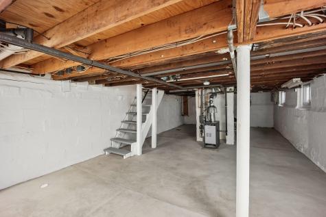 83 Lexington Avenue Bayonne NJ 07002