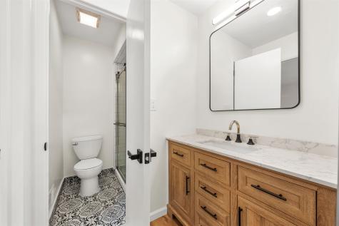 261 Sunset Key Secaucus NJ 07094
