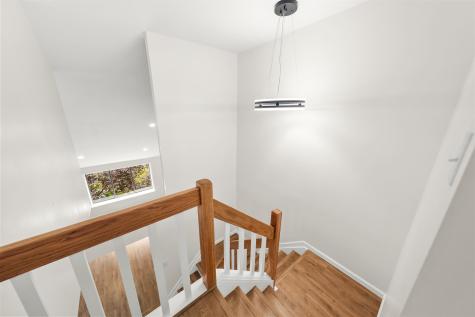 261 Sunset Key Secaucus NJ 07094