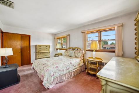 28 Pikeview Terrace Secaucus NJ 07094-3819