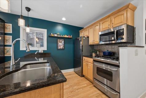 6 Carroll Place Weehawken NJ 07085