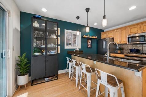 6 Carroll Place Weehawken NJ 07085