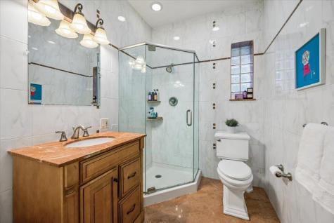 6 Carroll Place Weehawken NJ 07085