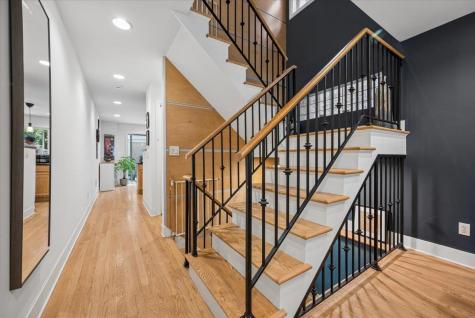 6 Carroll Place Weehawken NJ 07085