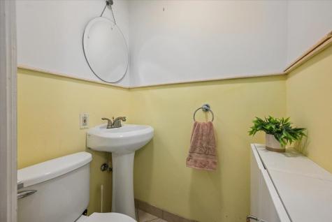 6 Carroll Place Weehawken NJ 07085
