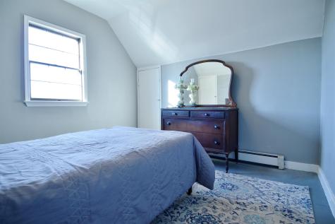 126 Lord Avenue Bayonne NJ 07002