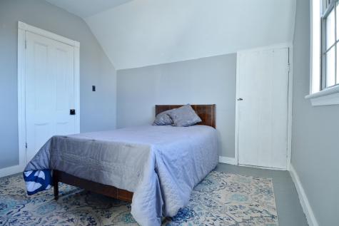 126 Lord Avenue Bayonne NJ 07002