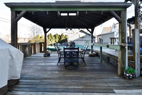 126 Lord Avenue Bayonne NJ 07002