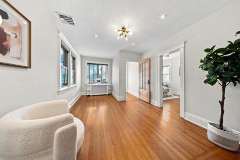 606 82nd Street North Bergen NJ 07047
