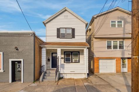 139 West 51st Street Bayonne NJ 07002