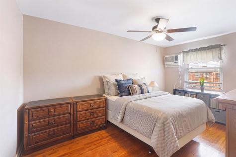 25 Parkview Terrace Bayonne NJ 07002