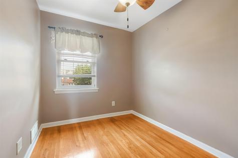 25 Parkview Terrace Bayonne NJ 07002