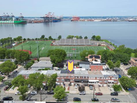 25 Parkview Terrace Bayonne NJ 07002