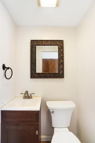 25 Parkview Terrace Bayonne NJ 07002