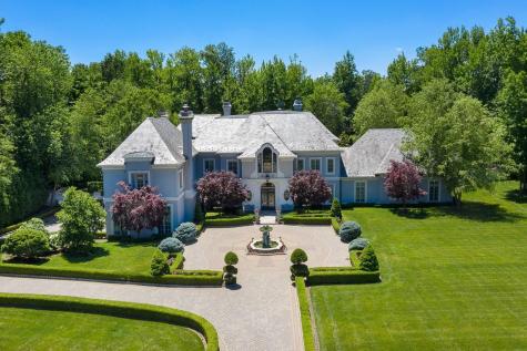 12 The Esplanade Alpine NJ 07620