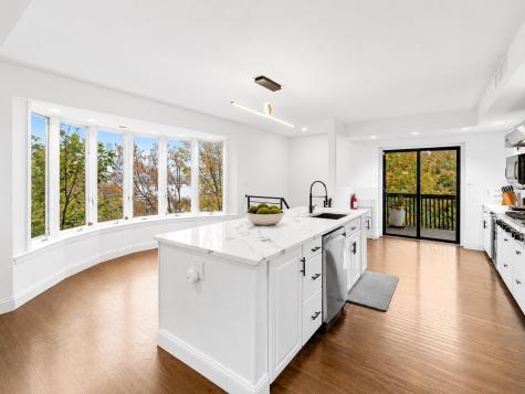 76 Hackensack Plank Road Weehawken NJ 07086