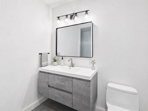 76 Hackensack Plank Road Weehawken NJ 07086