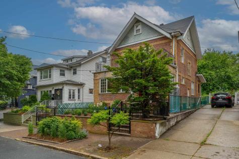 17 77th Street North Bergen NJ 07047