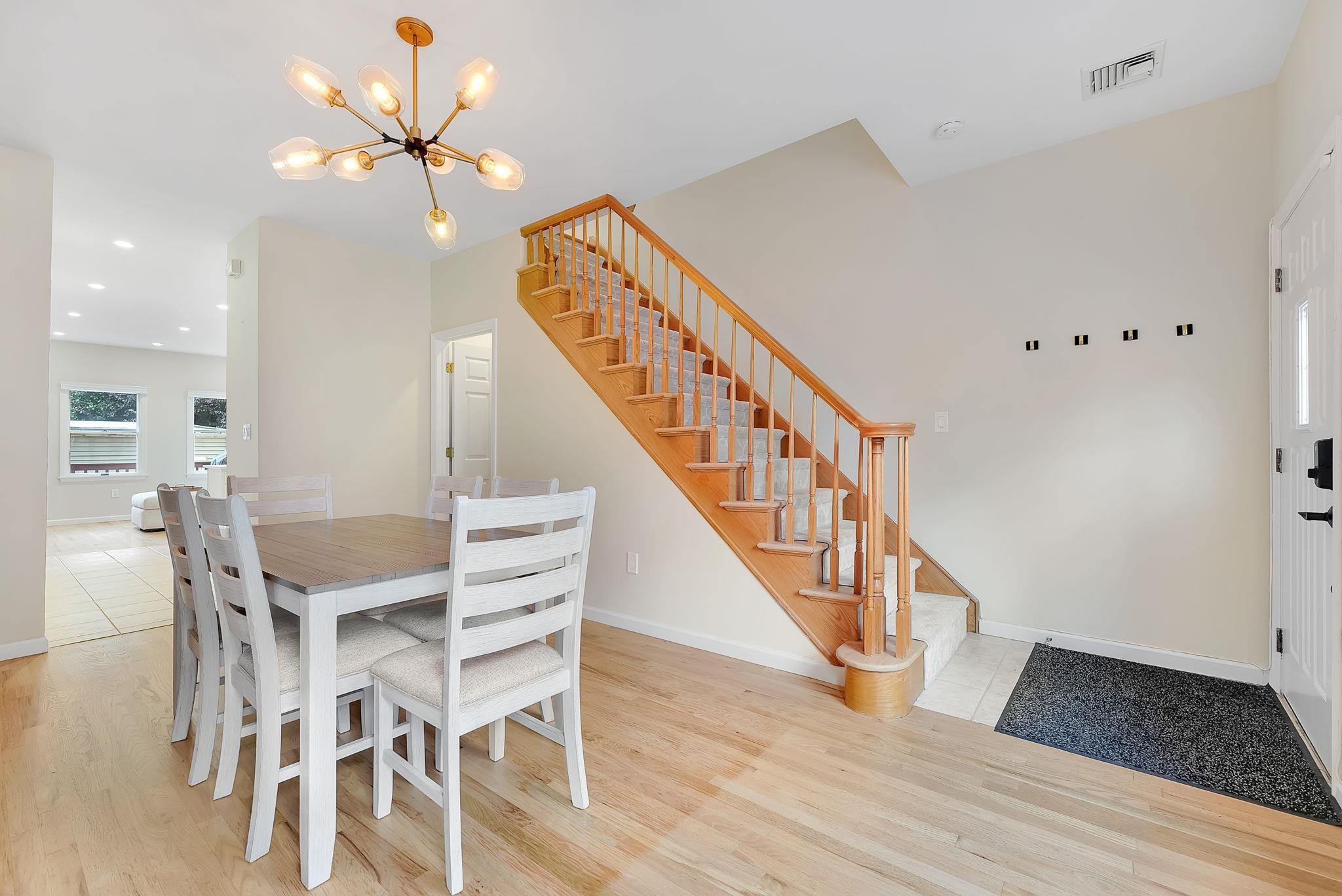 313 1/2 4th Street Jersey City NJ 07302
