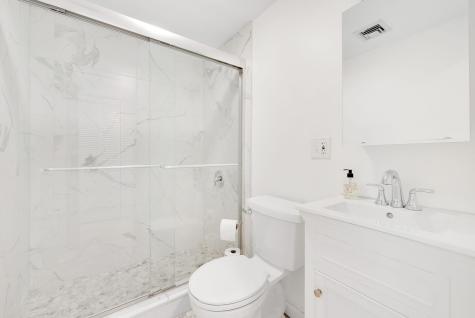 313 1/2 4th Street Jersey City NJ 07302