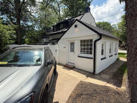 867 River Road Teaneck NJ 07666