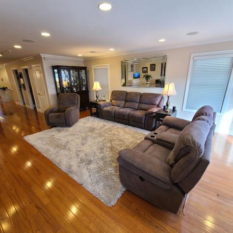 7803 5th Avenue North Bergen NJ 07047