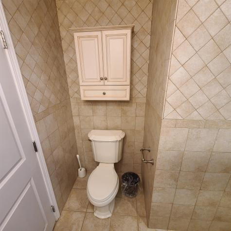 7803 5th Avenue North Bergen NJ 07047