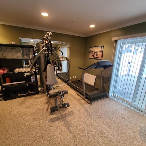 7803 5th Avenue North Bergen NJ 07047