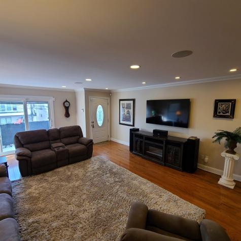 7803 5th Avenue North Bergen NJ 07047