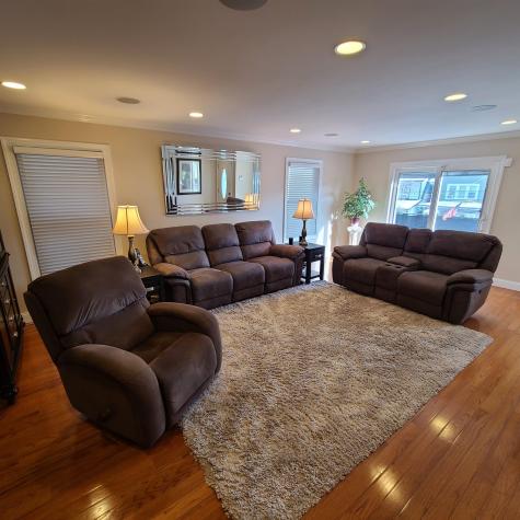 7803 5th Avenue North Bergen NJ 07047