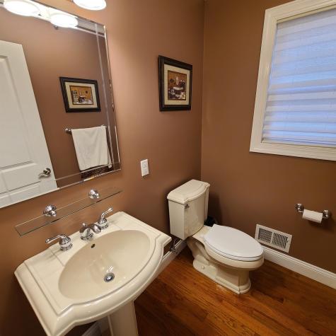 7803 5th Avenue North Bergen NJ 07047