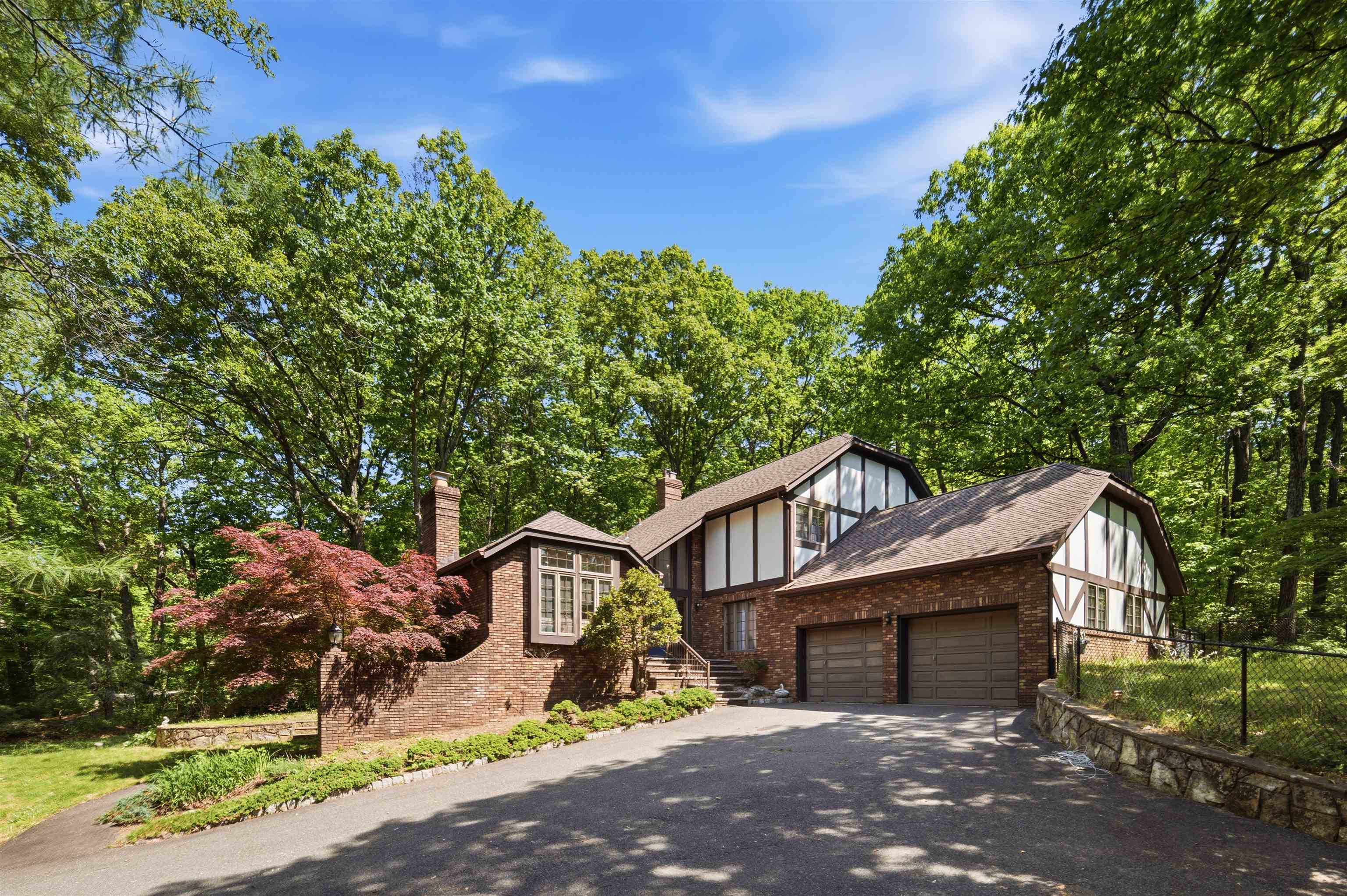 2 Carol Road Kinnelon Borough NJ 07340-5