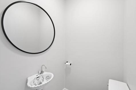 76 Hackensack Plank Road Weehawken NJ 07086