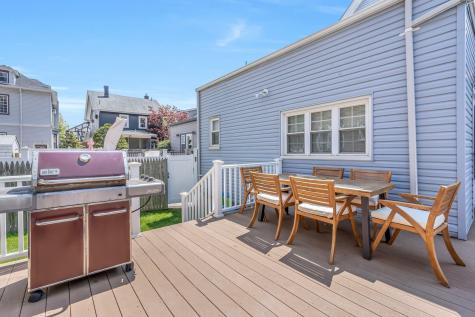 123 West 38th Street Bayonne NJ 07002