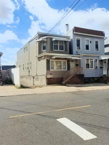 105 Mcadoo Avenue Jersey City NJ 07305
