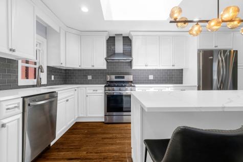 46 West 43rd Street Bayonne NJ 07002