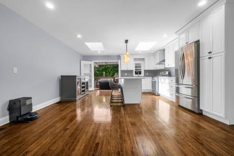 46 West 43rd Street Bayonne NJ 07002