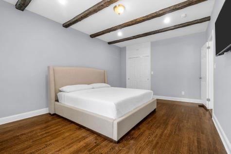 46 West 43rd Street Bayonne NJ 07002