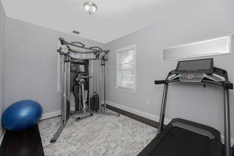 46 West 43rd Street Bayonne NJ 07002