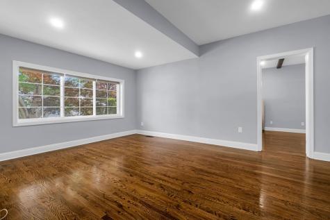 46 West 43rd Street Bayonne NJ 07002