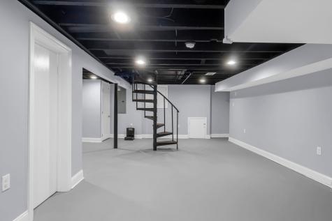 46 West 43rd Street Bayonne NJ 07002