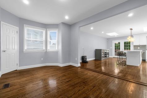 46 West 43rd Street Bayonne NJ 07002