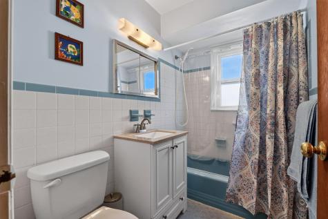68 East 23rd Street Bayonne NJ 07002