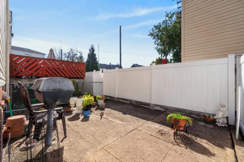 68 East 23rd Street Bayonne NJ 07002