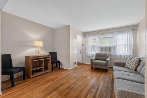 68 East 23rd Street Bayonne NJ 07002
