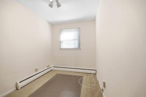 136 Poplar Street Jersey City NJ 07307