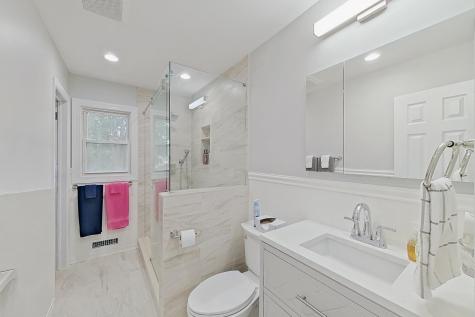 56 Eaton Place Bloomfield NJ 07003