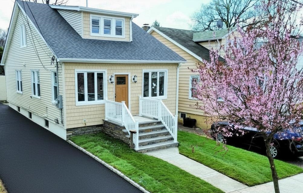 3 Raydol Avenue Secaucus NJ 07094